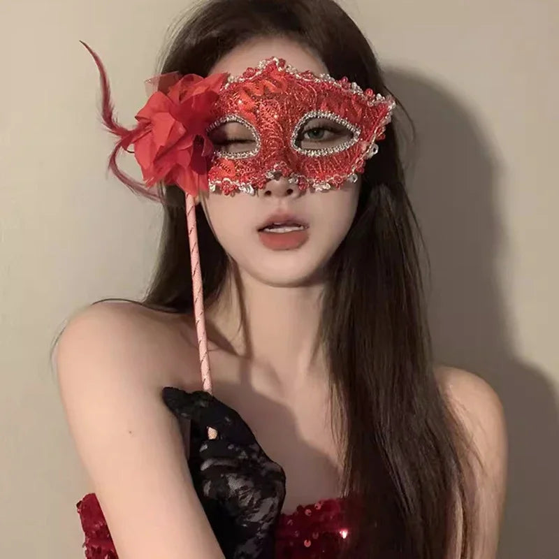 Máscara facial de encaje hueco para mujer, accesorios sexys para fiesta de graduación de plumas negras de princesa, disfraz de fiesta para niña, máscara de Cosplay para mascarada