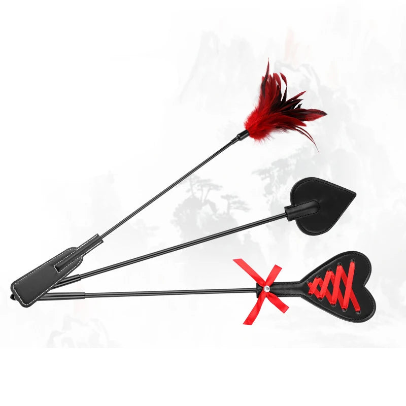 Paletas de plumas de cuero Pu, látigo para azotar, juego de rol, montar a caballo para entrenamiento de caballos, bate ecuestre